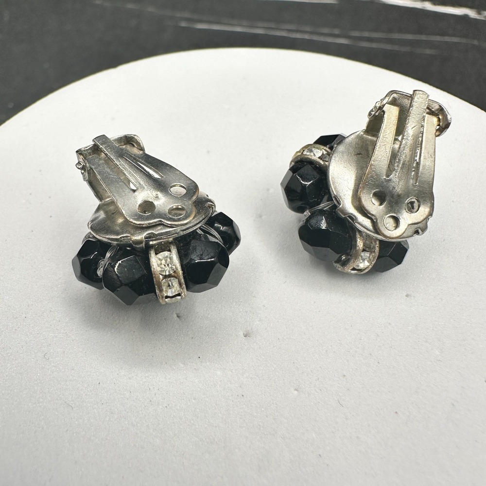 Vintage Black Bead Cluster Clip On Earrings Silver Tone Rhinestone Spacer Womens - Picture 8 of 10